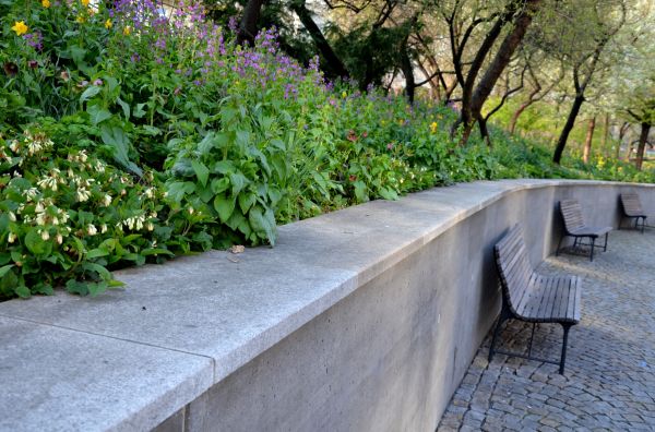 Concrete Retaining Wall Service in Columbus