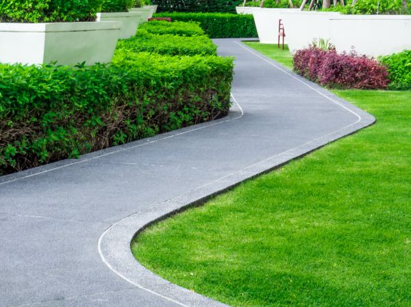 Walkway Curb Installation in Columbus